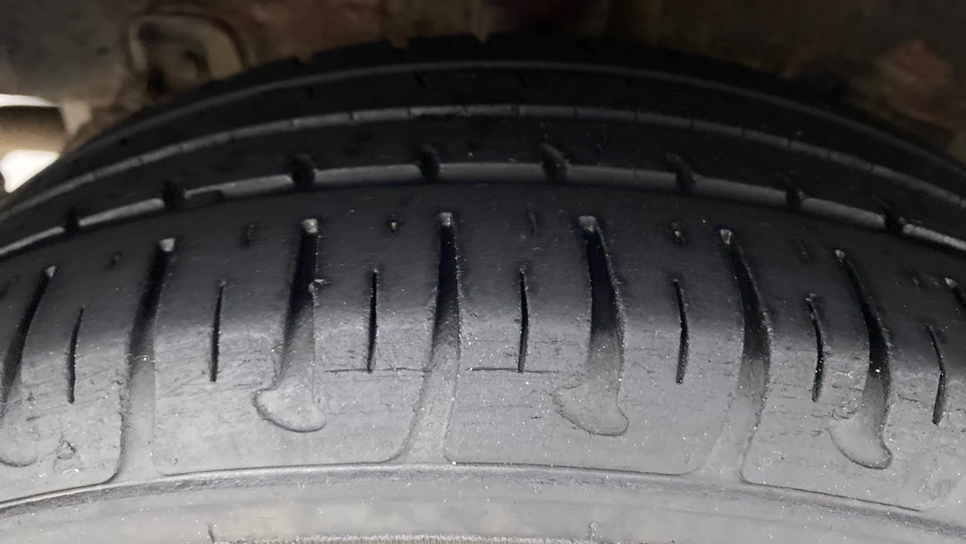 Right Rear Tyre Tread