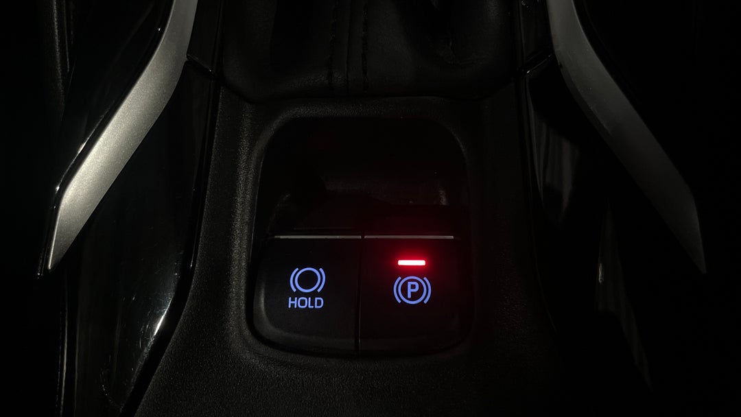 2020 Toyota Corolla Zr Hybrid, Automatic, 81999 km, Handbrake