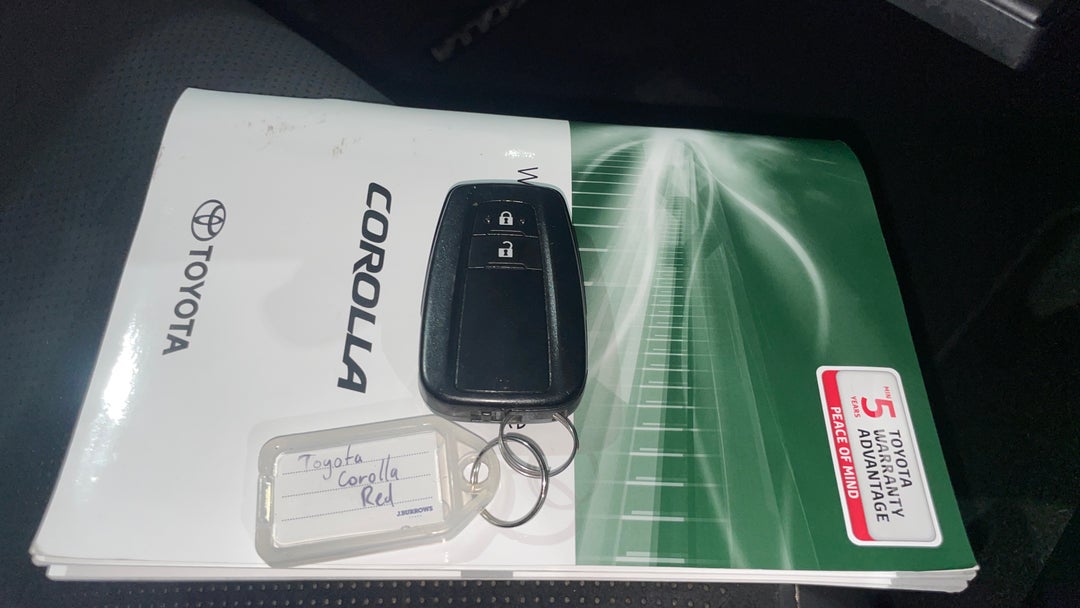 2020 Toyota Corolla Zr Hybrid, Automatic, 81999 km, Key Close-up