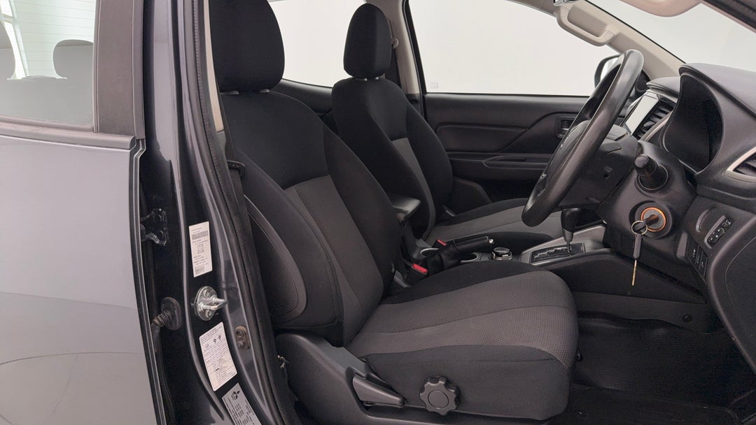 2021 Mitsubishi Triton Glx+ (4x4), Automatic, 106581 km, Right Side Front Door Cabin View