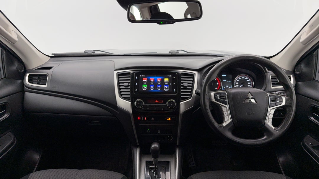 2021 Mitsubishi Triton Glx+ (4x4), Automatic, 106581 km, Dashboard View