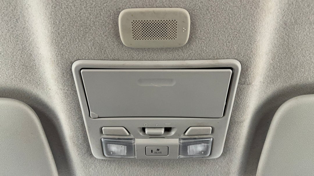 2021 Mitsubishi Triton Glx+ (4x4), Automatic, 106581 km, On-Roof Controls/Sunglass holder