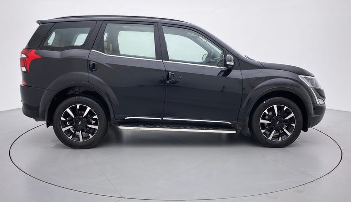2019 Mahindra XUV500 W11 AT, Diesel, Automatic, 21,352 km, Right Side View