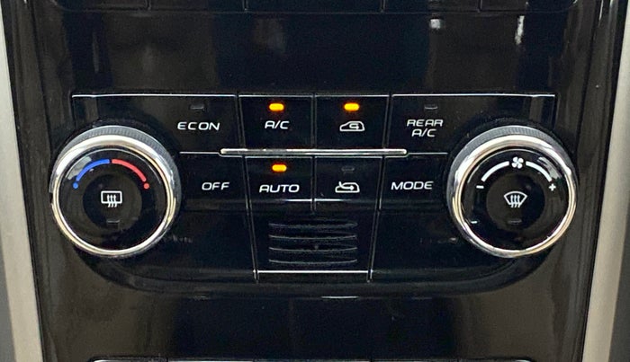 2019 Mahindra XUV500 W11 AT, Diesel, Automatic, 21,352 km, Automatic Climate Control