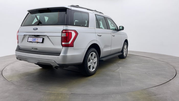 FORD EXPEDITION-Right Back Diagonal (45- Degree) View