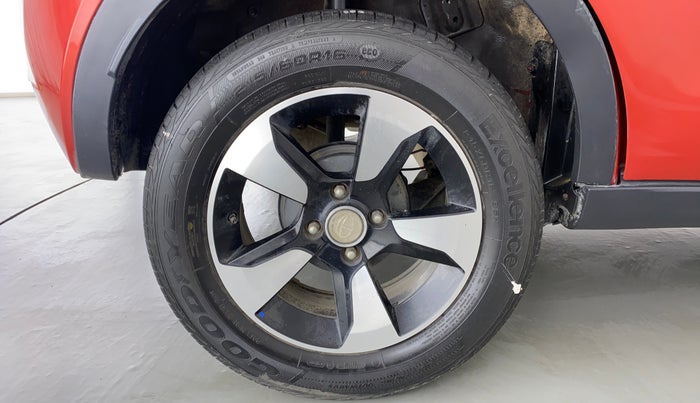2018 Tata NEXON XZ+ 1.5, Diesel, Manual, 56,921 km, Right Rear Wheel