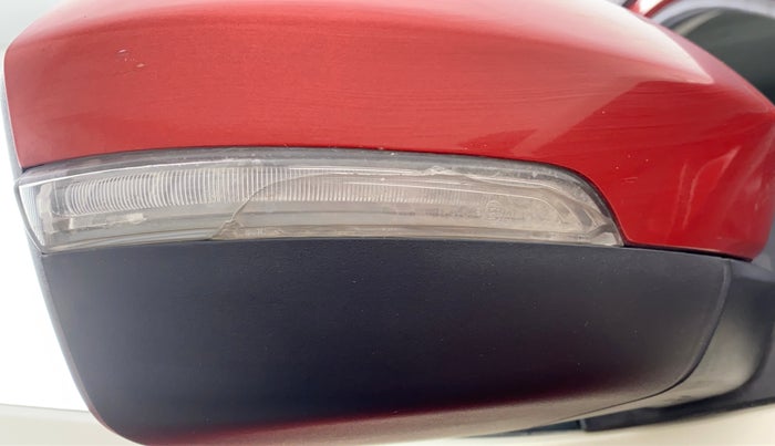 2018 Tata NEXON XZ+ 1.5, Diesel, Manual, 56,921 km, Right rear-view mirror - Indicator light has minor damage