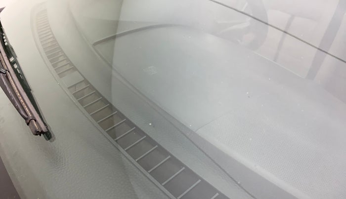2012 Maruti Swift Dzire VDI, Diesel, Manual, 1,12,992 km, Front windshield - Minor spot on windshield