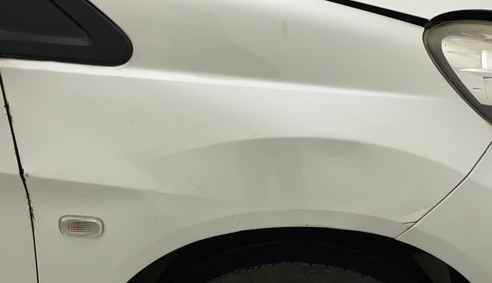 2017 Honda Amaze 1.2L I-VTEC S, Petrol, Manual, 67,161 km, Right fender - Minor scratches