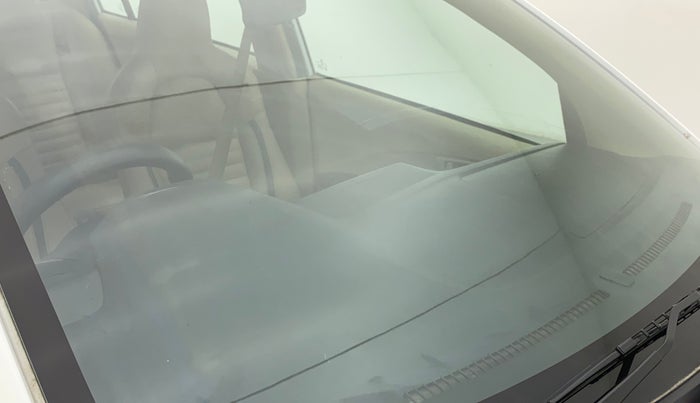2017 Honda Amaze 1.2L I-VTEC S, Petrol, Manual, 67,161 km, Front windshield - Minor spot on windshield