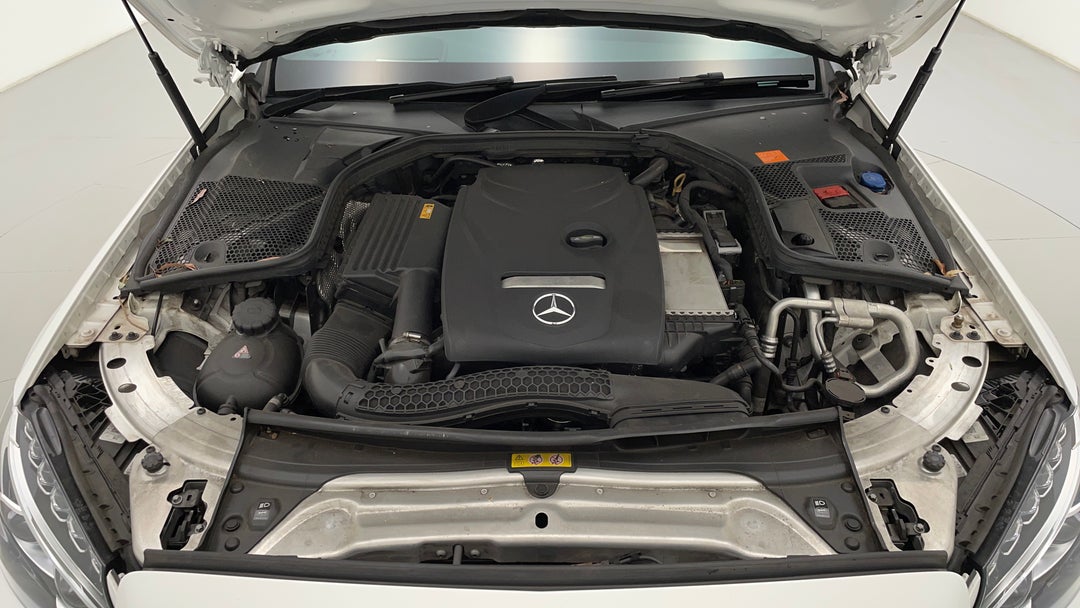 Open Bonnet (Engine)