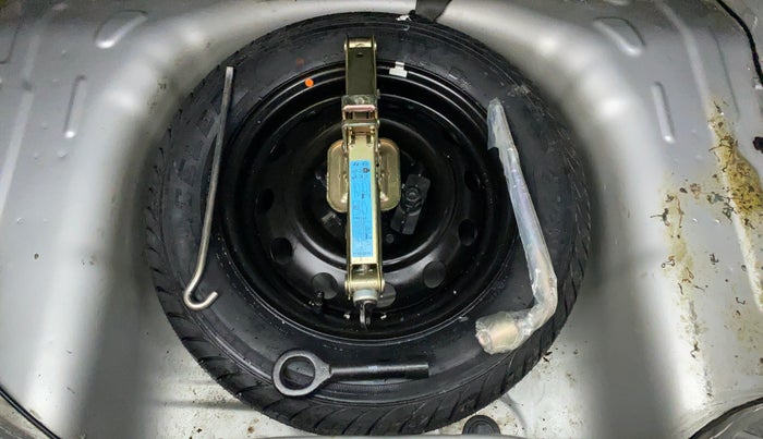 2015 Hyundai Eon MAGNA PLUS, Petrol, Manual, 14,927 km, Spare Tyre