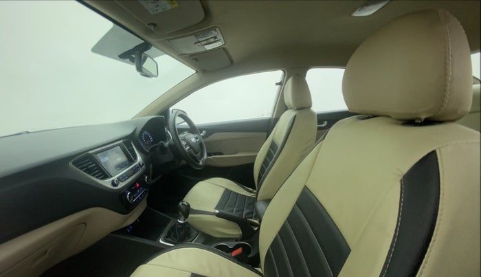 2018 Hyundai Verna 1.6 CRDI SX, Diesel, Manual, 56,082 km, Right Side Front Door Cabin