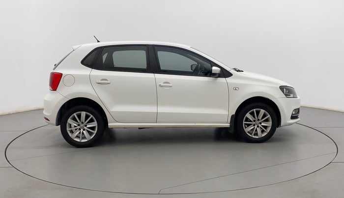 2015 Volkswagen Polo HIGHLINE1.2L, Petrol, Manual, 64,998 km, Right Side View