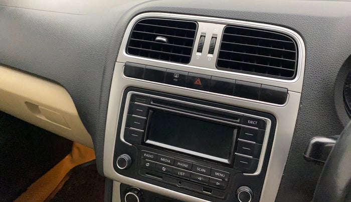2015 Volkswagen Polo HIGHLINE1.2L, Petrol, Manual, 64,998 km, AC Unit - Front vent has minor damage