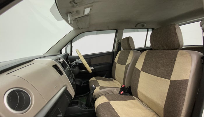 2015 Maruti Wagon R 1.0 LXI, Petrol, Manual, 86,239 km, Right Side Front Door Cabin