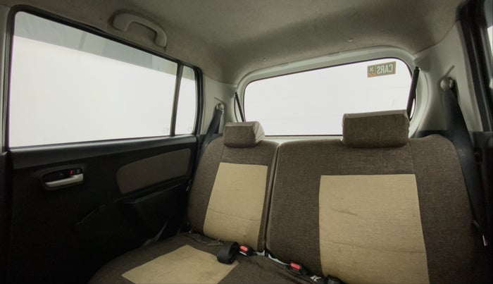 2015 Maruti Wagon R 1.0 LXI, Petrol, Manual, 86,239 km, Right Side Rear Door Cabin