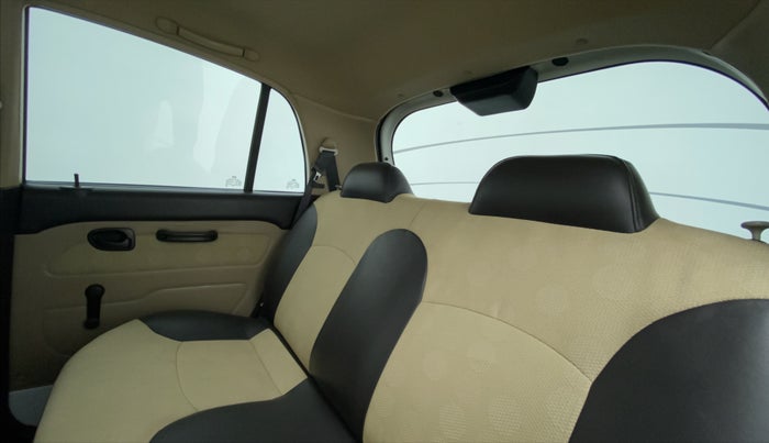 2013 Hyundai Santro Xing GL PLUS, Petrol, Manual, 29,899 km, Right Side Door Cabin View
