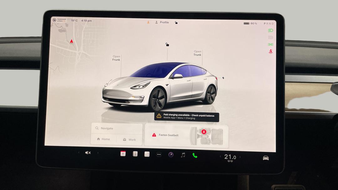 2023 Tesla Model 3 Long Range, Automatic, 38277 km, Infotainment System