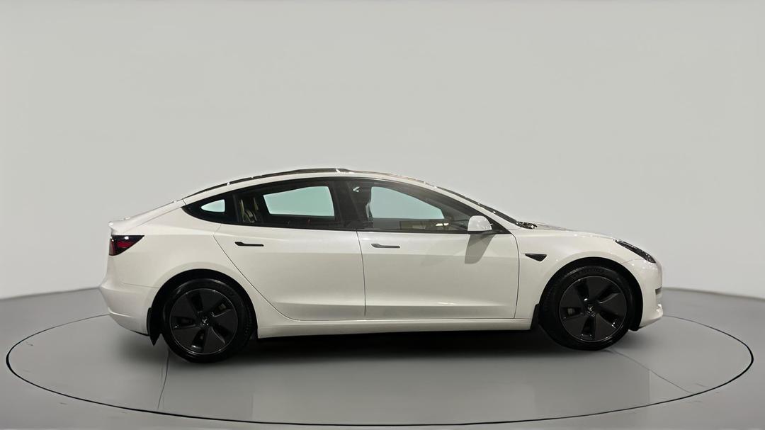 2023 Tesla Model 3 Long Range, Automatic, 38277 km, Right Side View