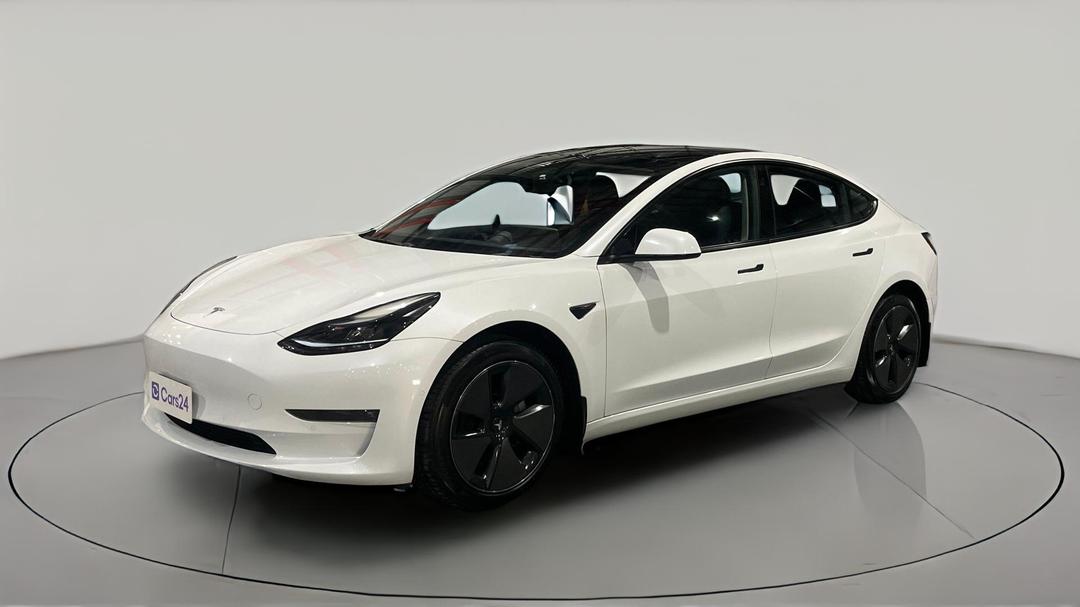 2023 Tesla Model 3 Long Range, Automatic, 38277 km, Left Front Diagonal (45- Degree) View