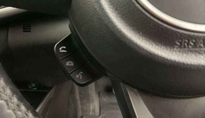 2021 Maruti XL6 ALPHA AT, Petrol, Automatic, 45,008 km, Steering wheel - Phone control not functional