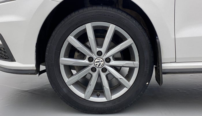 2020 Volkswagen Polo HIGH LINE PLUS 1.0, Petrol, Manual, 40,972 km, Left Front Wheel
