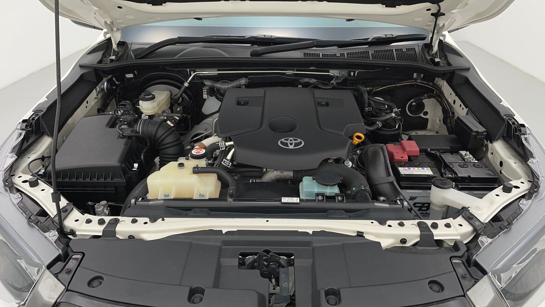 2021 Toyota Hilux Sr Hi-rider (4x2), Automatic, 57620 km, Open Bonnet (Engine)