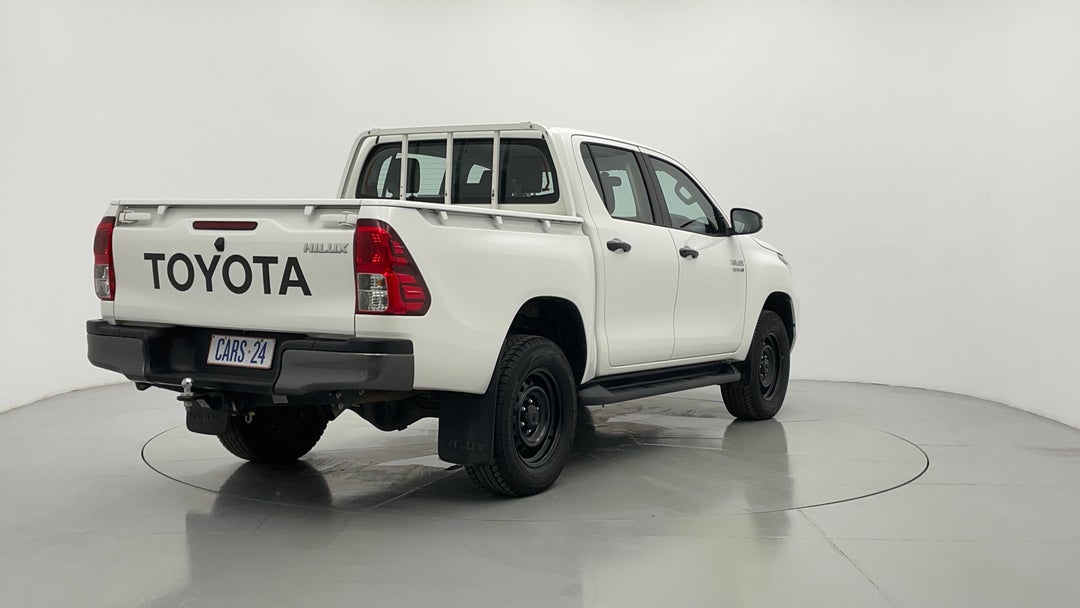 2021 Toyota Hilux Sr Hi-rider (4x2), Automatic, 57620 km, Right Back Diagonal (45- Degree) View