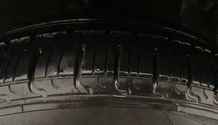2014 Hyundai Grand i10 MAGNA 1.2 KAPPA VTVT, Petrol, Manual, 58,927 km, Right Front Tyre Tread