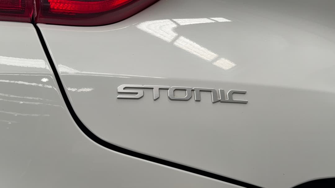 2024 Kia Stonic S, Automatic, 56956 km, Badge (Boot Left Side)