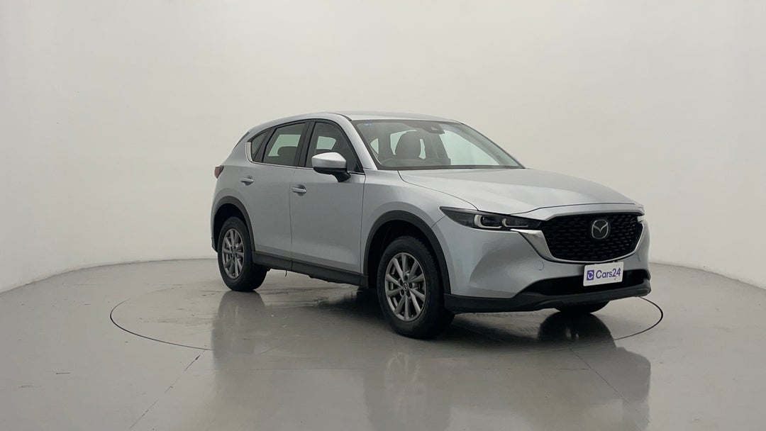 Right Front Diagonal (45- Degree) View