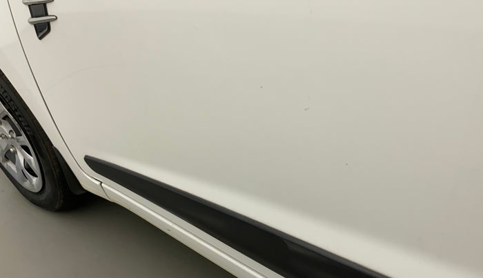 2018 Hyundai Grand i10 MAGNA 1.2 KAPPA VTVT, CNG, Manual, 47,633 km, Front passenger door - Minor scratches