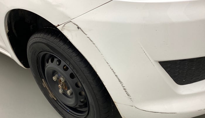 2016 Datsun Go T, Petrol, Manual, 20,216 km, Front bumper - Minor scratches