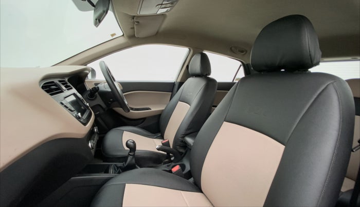 2018 Hyundai Elite i20 ASTA 1.2, Petrol, Manual, 50,855 km, Right Side Front Door Cabin