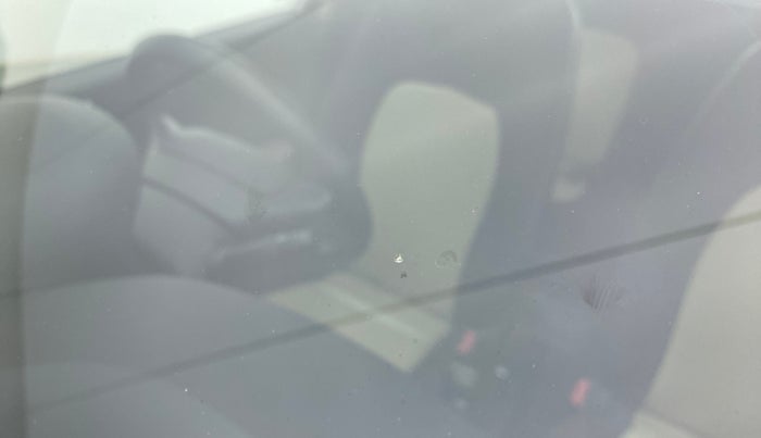 2016 Hyundai Grand i10 SPORTZ 1.2 KAPPA VTVT, Petrol, Manual, 36,393 km, Front windshield - Minor spot on windshield