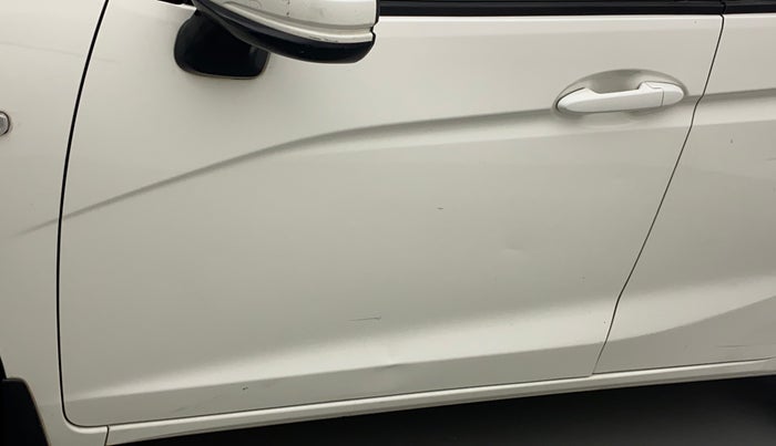 2015 Honda Jazz 1.2L I-VTEC S, Petrol, Manual, 1,03,078 km, Front passenger door - Minor scratches