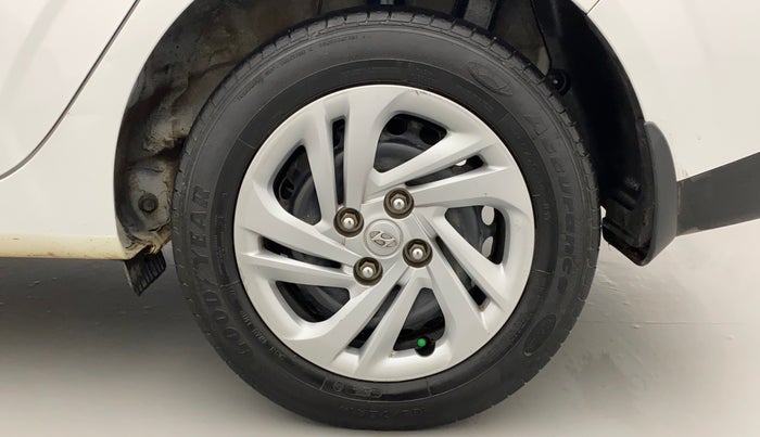 2020 Hyundai AURA S 1.2 CNG, CNG, Manual, 98,189 km, Left Rear Wheel