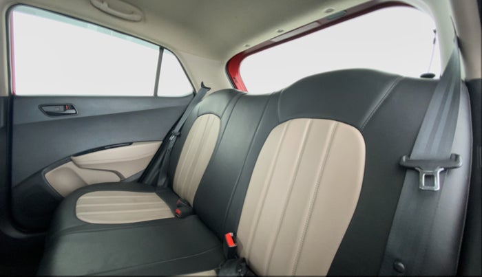2017 Hyundai Grand i10 MAGNA 1.2 KAPPA VTVT, Petrol, Manual, 18,409 km, Right Side Rear Door Cabin