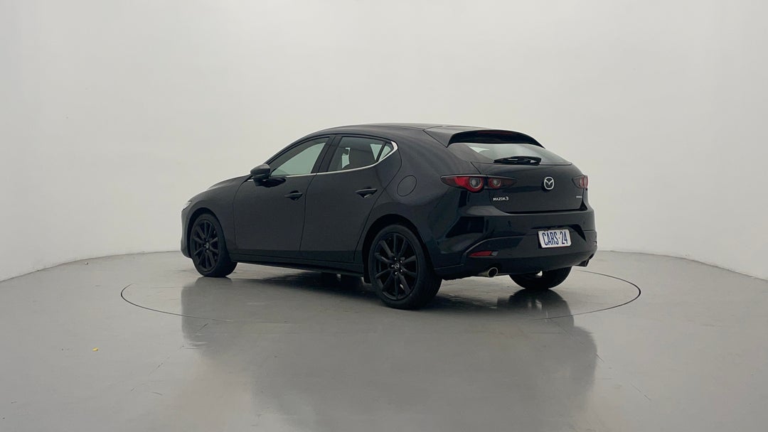 Left Back Diagonal (45- Degree) View