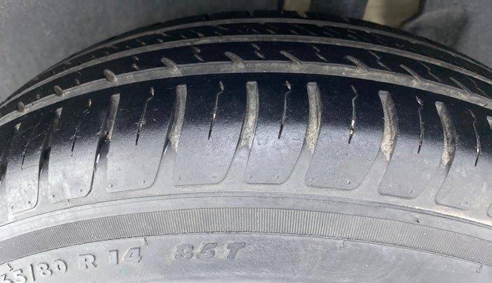 2018 Maruti Dzire VXI, Petrol, Manual, 23,645 km, Left Rear Tyre Tread
