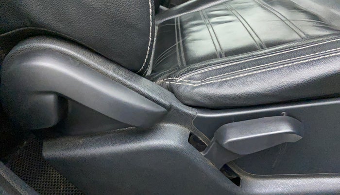 2018 Ford Ecosport TITANIUM + 1.5L DIESEL, Diesel, Manual, 1,04,970 km, Driver Side Adjustment Panel