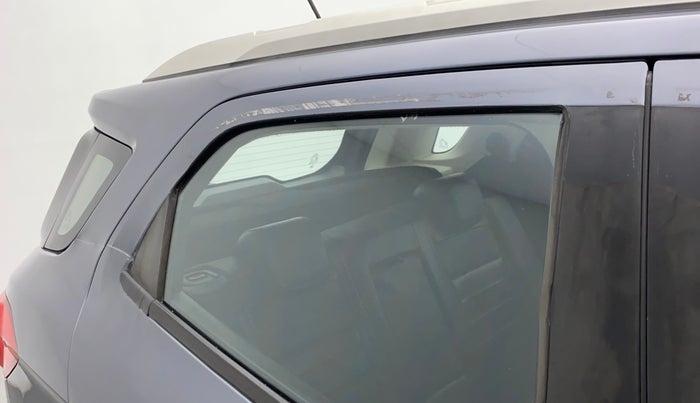 2018 Ford Ecosport TITANIUM + 1.5L DIESEL, Diesel, Manual, 1,04,970 km, Right rear door - Door visor damaged