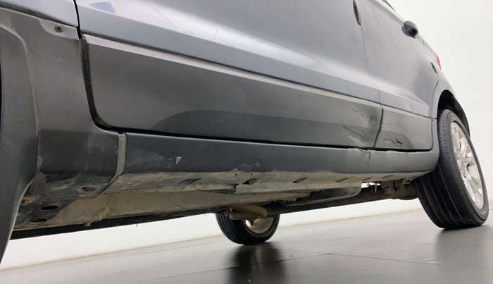 2018 Ford Ecosport TITANIUM + 1.5L DIESEL, Diesel, Manual, 1,04,970 km, Left running board - Slight discoloration