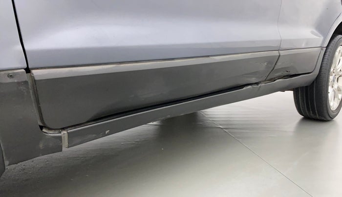 2018 Ford Ecosport TITANIUM + 1.5L DIESEL, Diesel, Manual, 1,04,970 km, Left running board - Cladding has minor damage