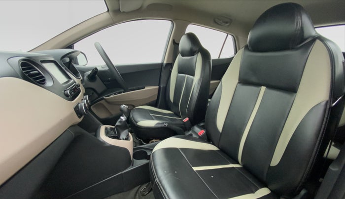 2018 Hyundai Grand i10 SPORTZ 1.2 KAPPA VTVT, Petrol, Manual, 34,805 km, Right Side Front Door Cabin