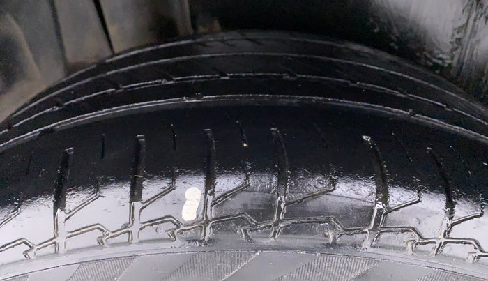 2019 Maruti S Cross ALPHA SHVS, Diesel, Manual, 49,113 km, Right Rear Tyre Tread