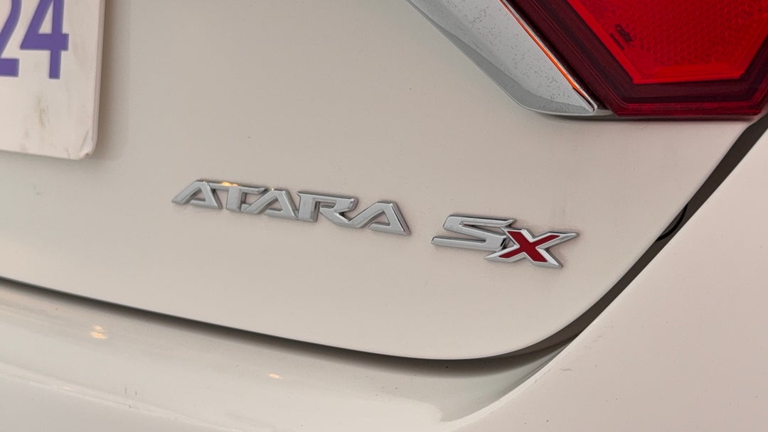 2017 Toyota Camry Atara Sx, Automatic, 169573 km, Badge (Boot Right Side)