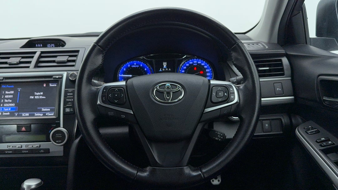 2017 Toyota Camry Atara Sx, Automatic, 169573 km, Steering Wheel Close-up