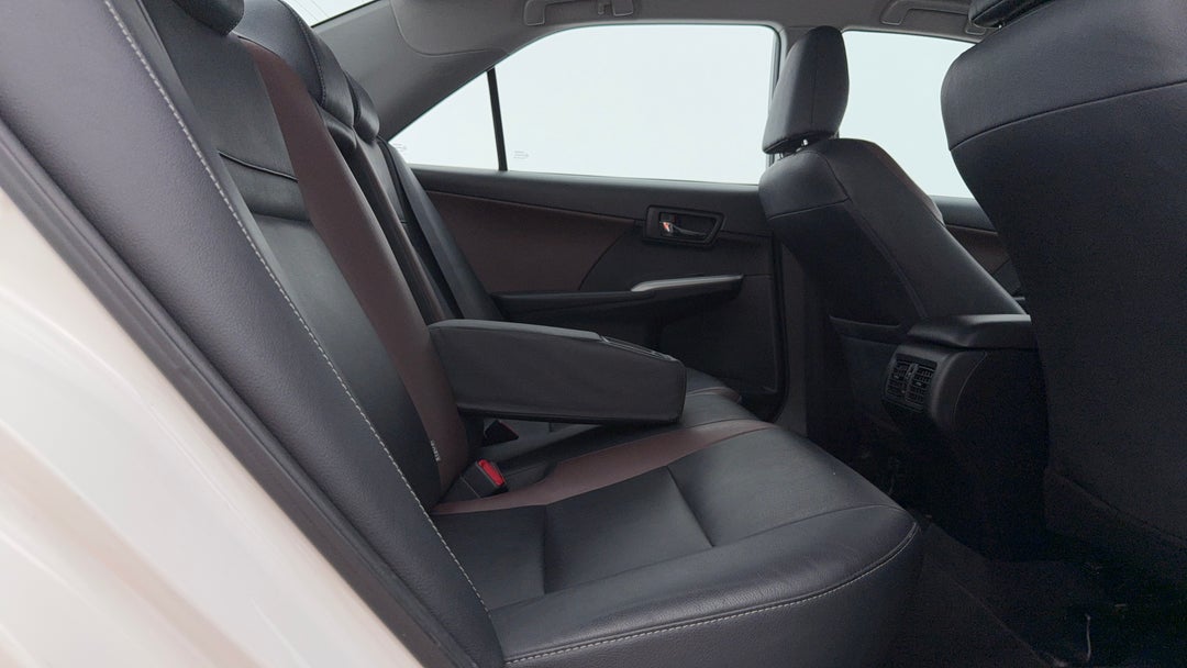 2017 Toyota Camry Atara Sx, Automatic, 169573 km, Right Side Rear Door Cabin View